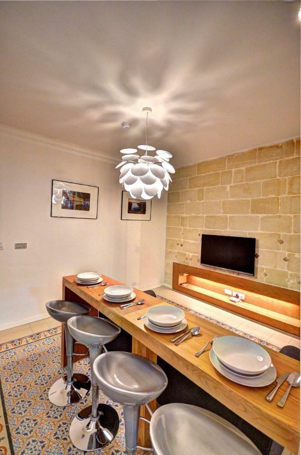 Moon Stone Apartment Valletta Exterior photo