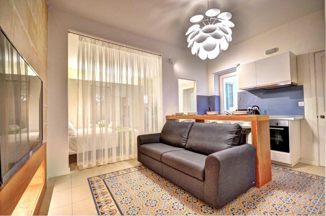 Moon Stone Apartment Valletta Exterior photo